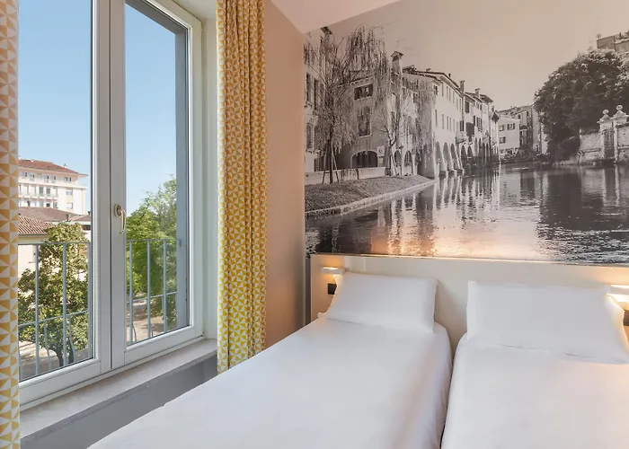 Hotel B&B Hotel Treviso Treviso