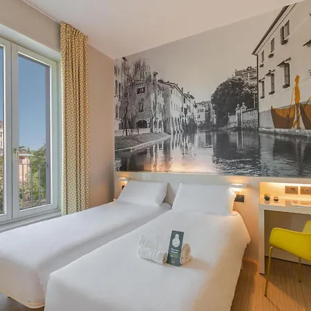 Отель B&B Hotel Treviso